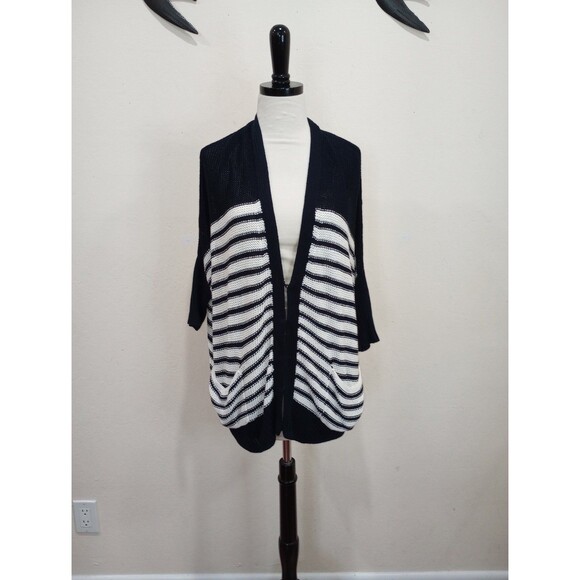 Velvet By Graham & Spencer Navy & White Striped Knit Oversize Cardigan Shrug - S - Picture 1 of 8